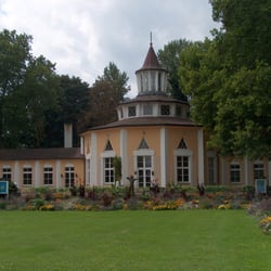 Ebertpark - Ehemaliges Turmrestaurant, der Umbau zum Gourmetlokal steht bevor