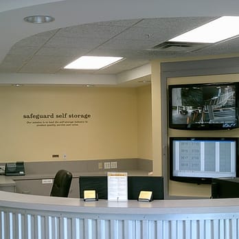 Safeguard Self Storage - Safeguard's clean, modern offices are well managed by our friendly and professional storage experts. - Self Storage Near Me - Tamarac, Florida