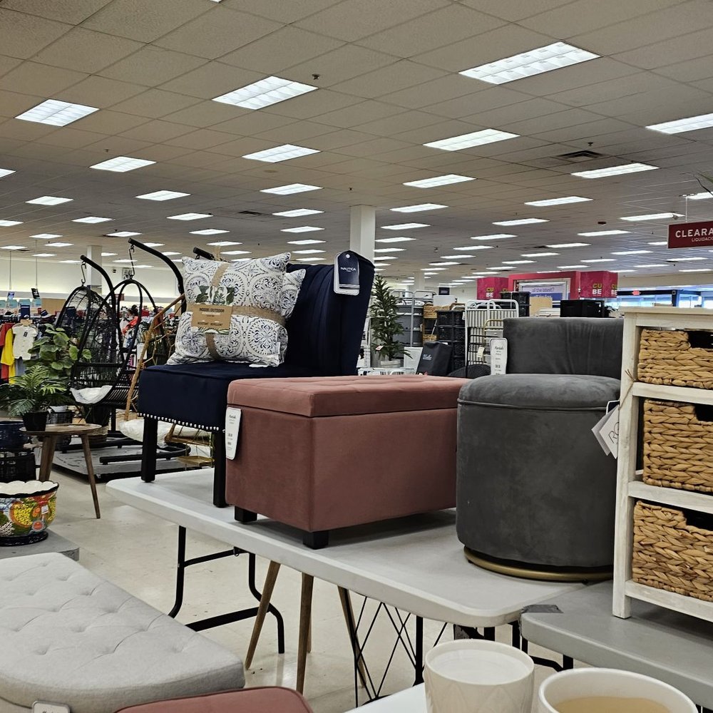 Marshalls - Department Stores Near Me - Downey, California