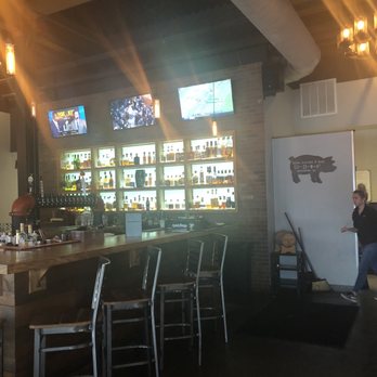 Bacon Bourbon And Beer - Open bar area - American Near Me - Washington, Pennsylvania Bacon Bourbon And Beer - Open bar area - American Near Me - Washington, Pennsylvania
