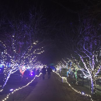 Stan Hywet Hall & Gardens - 29 December 2018 - DECK THE HALL event (house tour and Christmas lights). - Museums Near Me - Akron, Ohio Stan Hywet Hall & Gardens - 29 December 2018 - DECK THE HALL event (house tour and Christmas lights). - Museums Near Me - Akron, Ohio