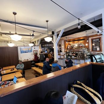 Alpine Grind - Cafes Near Me - Rossland, British Columbia