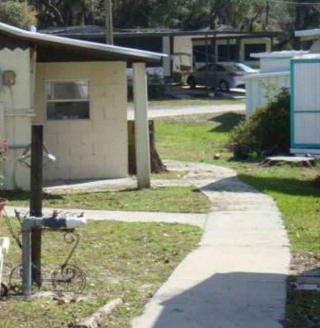 Lake Hernando Resort & Fish Camp Image