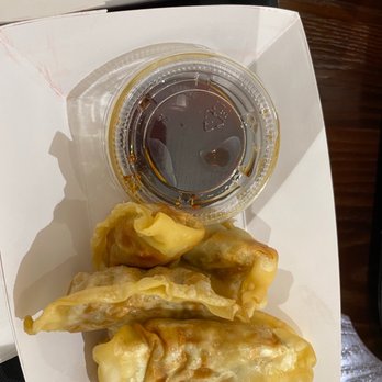 Pora Ramen - Gyoza - Ramen Near Me - East Rutherford, New Jersey Pora Ramen - Gyoza - Ramen Near Me - East Rutherford, New Jersey