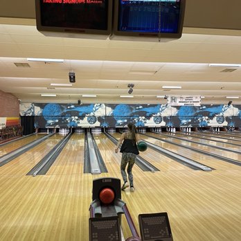 Leeward Bowl - Bowling Near Me - Pearl City, Hawaii Leeward Bowl - Bowling Near Me - Pearl City, Hawaii
