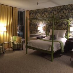 Charles Inn - View of room