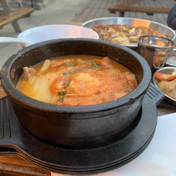 Tomukun Korean Barbeque - Perfect presentation - Korean Near Me - Ann Arbor, Michigan