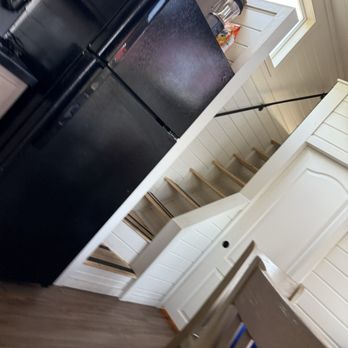 Vail Lake Resort - Kitchen in center of cabin with fridge and microwave and stovetop. - Campgrounds Near Me - Temecula, California Vail Lake Resort - Kitchen in center of cabin with fridge and microwave and stovetop. - Campgrounds Near Me - Temecula, California