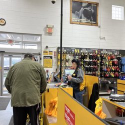 Northern Tool + Equipment - Super helpful and nice checkout lady!