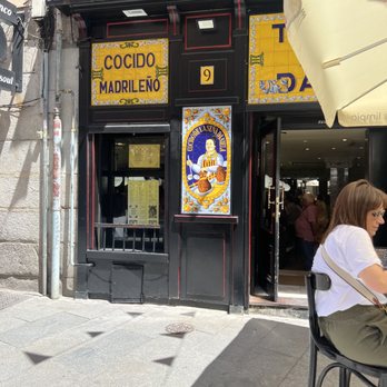 Taberna de la Daniela - Spanish Near Me - Madrid, M