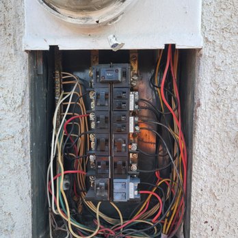 DNZ Electrical Services - Electricians Near Me - Agoura Hills, California DNZ Electrical Services - Electricians Near Me - Agoura Hills, California