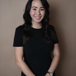 Professional headshot - in and out within 20 min (perf for a mama of two haha) Professional headshot - in and out within 20 min (perf for a mama of two haha)