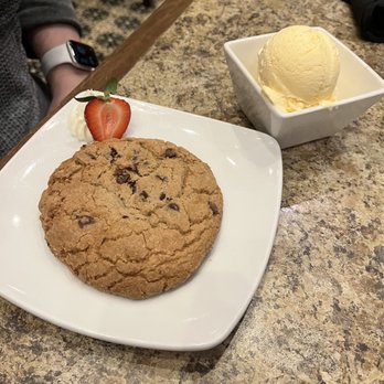 Green Tree Country Club - Chocolate chip cookie and vanilla ice cream - Country Clubs Near Me - Midland, Texas