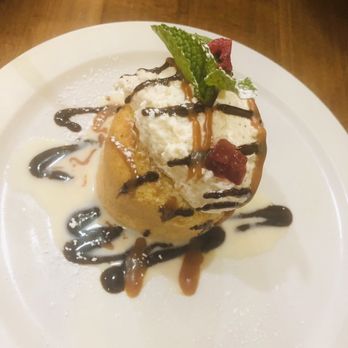 5 Rabanitos - Pastel de Tres Leches - Mexican Near Me - Chicago, Illinois