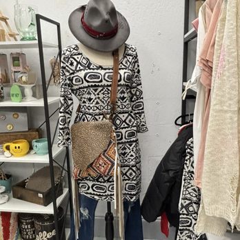 The Collective - Outfit - Jewelry Near Me - Chandler, Arizona