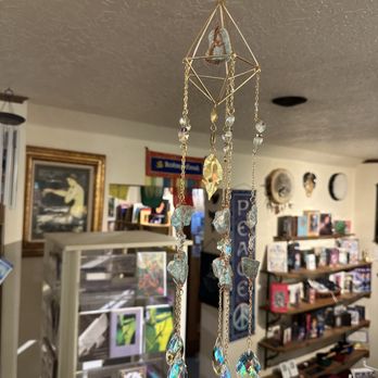 Crystal Wizard - Supernatural Readings Near Me - Gleneden Beach, Oregon