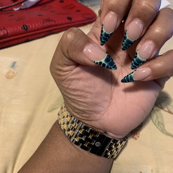 Couture Nails - Nail Salons Near Me - Lynn, Massachusetts