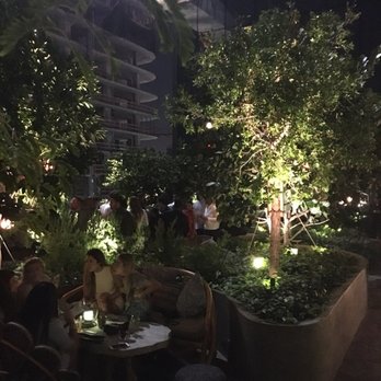 Sugar - Awesome rooftop bar - Cocktail Bars Near Me - Miami, Florida