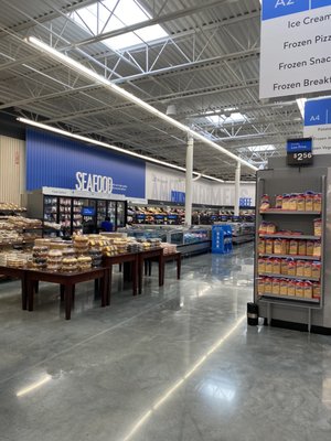 Walmart Supercenter by null