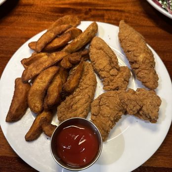 Mad Boar Restaurant & Pub - Tenders and fries - American Near Me - Wallace, North Carolina Mad Boar Restaurant & Pub - Tenders and fries - American Near Me - Wallace, North Carolina