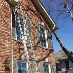 Bell's Gutter - Gutter Cleaning