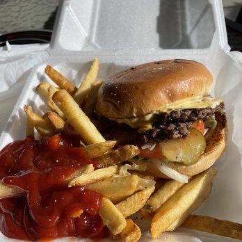 Top Up Burger - Original with cheese, lettuce, tomato, pickles, onions & Top Up sauce on a brioche bun... - Burgers Near Me - Commerce Twp, Michigan Top Up Burger - Original with cheese, lettuce, tomato, pickles, onions & Top Up sauce on a brioche bun... - Burgers Near Me - Commerce Twp, Michigan