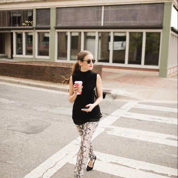 Elitaire Boutique - Women's Clothing Near Me - Huntsville, Alabama Elitaire Boutique - Women's Clothing Near Me - Huntsville, Alabama