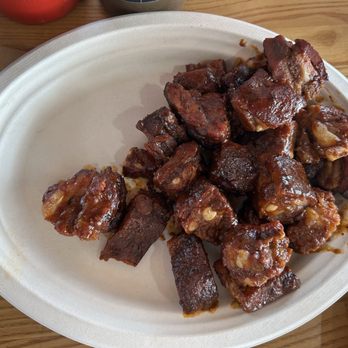 LD's BBQ - 1/2 rib tip order. Comes with two sides as well. Flavorful! - Barbeque Near Me - East Troy, Wisconsin LD's BBQ - 1/2 rib tip order. Comes with two sides as well. Flavorful! - Barbeque Near Me - East Troy, Wisconsin