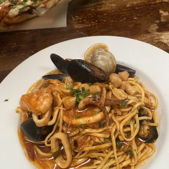 Cafe Fiore - Assorted Cioppino, Traditional Seafood Stew - Italian Near Me - Ventura, California