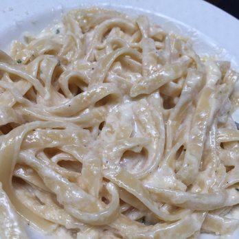Gino's Ristorante - Fettuccine Alfredo - Pizza Near Me - Lancaster, California