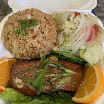 Pho Enjoy - Salmón with garlic rice - Vietnamese Near Me - San Jose, California Pho Enjoy - Salmón with garlic rice - Vietnamese Near Me - San Jose, California