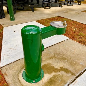 Lake Idamere Park - We have to wear mask and social distance but we can share public drinking fountains.... - Parks Near Me - Tavares, Florida Lake Idamere Park - We have to wear mask and social distance but we can share public drinking fountains.... - Parks Near Me - Tavares, Florida