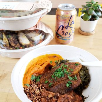 Everytable - My lunch of blackened fish w/ 2 lunches in the back for work tomorrow - Salad Near Me - Inglewood, California Everytable - My lunch of blackened fish w/ 2 lunches in the back for work tomorrow - Salad Near Me - Inglewood, California