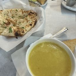 Garlic naan and lentil soup