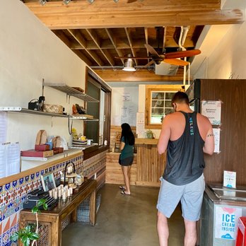 ChadLou's Coffee Roasters - Inside - Coffee & Tea Near Me - Kailua, Hawaii