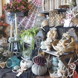 Love all of the nautical ocean stuff at Forever Florals right now!