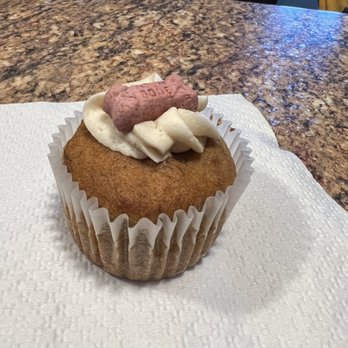 Hilliard Station Baking - Pupcake - Bakeries Near Me - Hilliard, Ohio