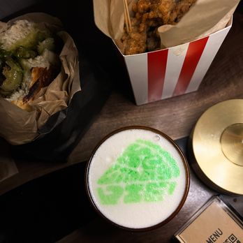 Double Chicken Please - Cocktail Bars Near Me - New York, New York
