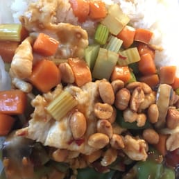 Kung Pao chicken. Not bad in flavor but I like the fresh ingredients. Kung Pao chicken. Not bad in flavor but I like the fresh ingredients.