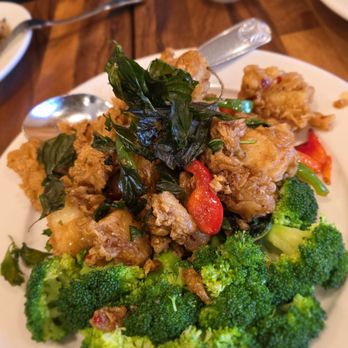 Thai House Restaurant - Crispy basil calamari - Thai Near Me - Gaithersburg, Maryland Thai House Restaurant - Crispy basil calamari - Thai Near Me - Gaithersburg, Maryland