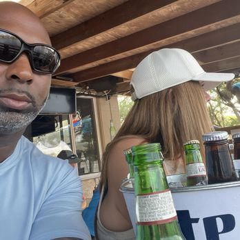 Beer Shed - Bars Near Me - Riverview, Florida