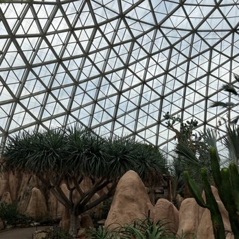 Mitchell Park Domes - Parks Near Me - Milwaukee, Wisconsin
