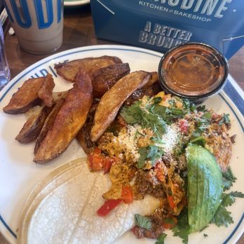 Claudine Kitchen & Bakeshop - Turkey chorizo scramble with tortilla and potato wedges - Breakfast & Brunch Near Me - Porter Ranch, California