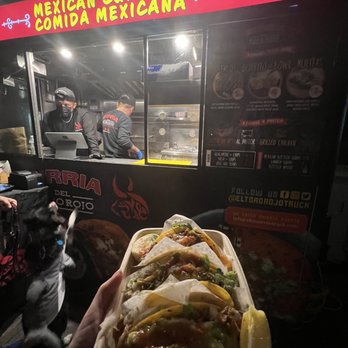 El Toro Rojo Truck - Outside of Fifth Hammer - Mexican Near Me El Toro Rojo Truck - Outside of Fifth Hammer - Mexican Near Me