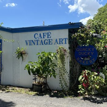 Magnolia Cafe - Coffee & Tea Near Me - Fort Lauderdale, Florida Magnolia Cafe - Coffee & Tea Near Me - Fort Lauderdale, Florida