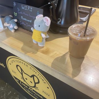 Late Mouse Coffee - Dirty iced chai - Coffee & Tea Near Me - Folsom, California