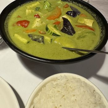 Tommy Thai - C4 - Green Curry - Cambodian Near Me - Mountain View, California Tommy Thai - C4 - Green Curry - Cambodian Near Me - Mountain View, California