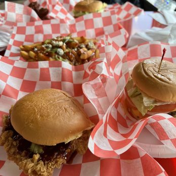 Lauren's Chicken Burger - Chicken Wings Near Me - Carlstadt, New Jersey