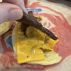 Wendy's - Very thin & no taste