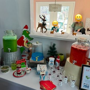 Savvy Sips - Kid friendly area...a big hit! - Bartenders Near Me